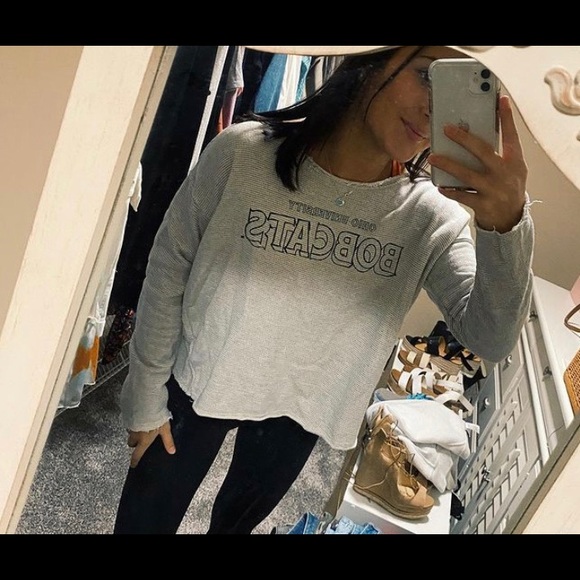 OHIO UNIVERSITY CROPPED SWEATSHIRT - Picture 2 of 3